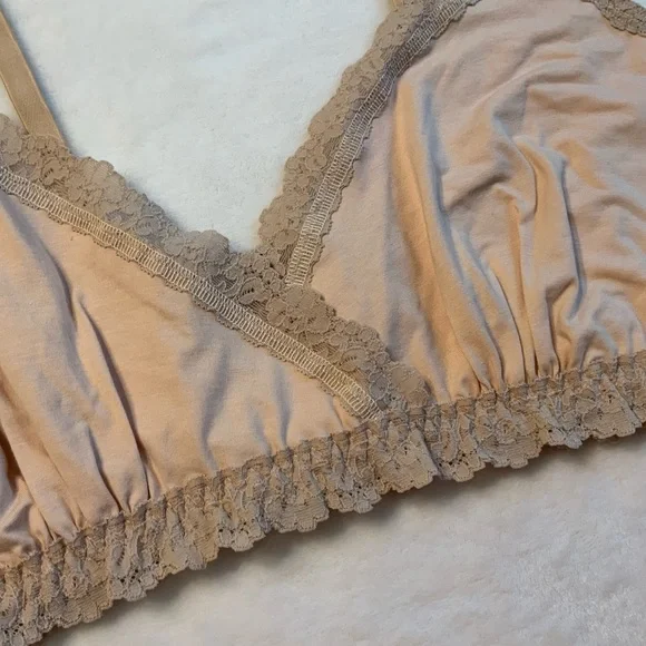 Hanky Panky Soft Maternity Nursing Bralette - Picture 5 of 11